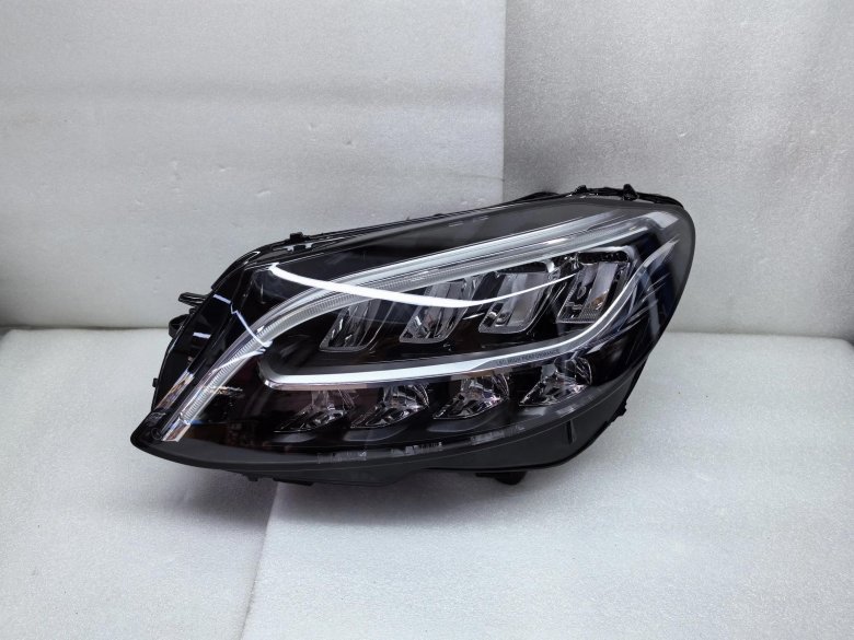 Фара мерседес w205