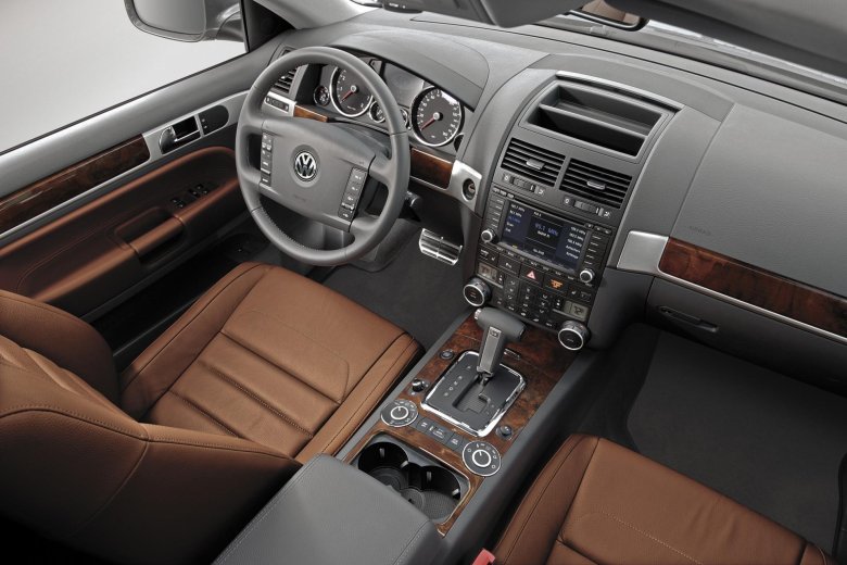 Volkswagen touareg 2008 interior