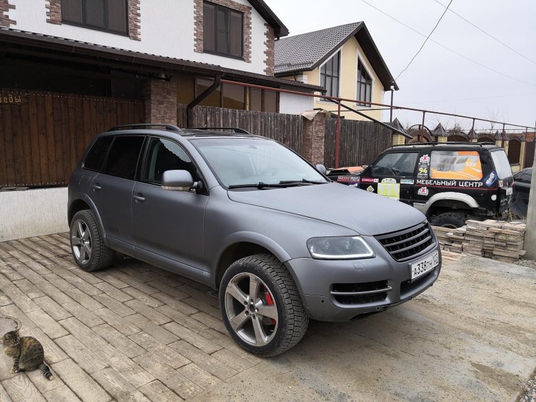 Volkswagen touareg 2005 матовый