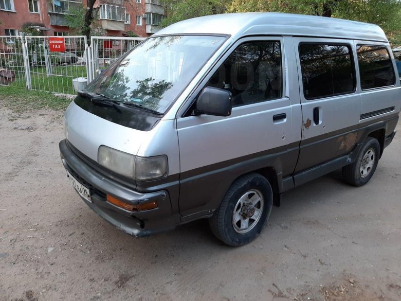 Микроавтобус тойота