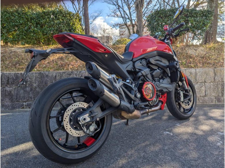 Ducati monster 1200s