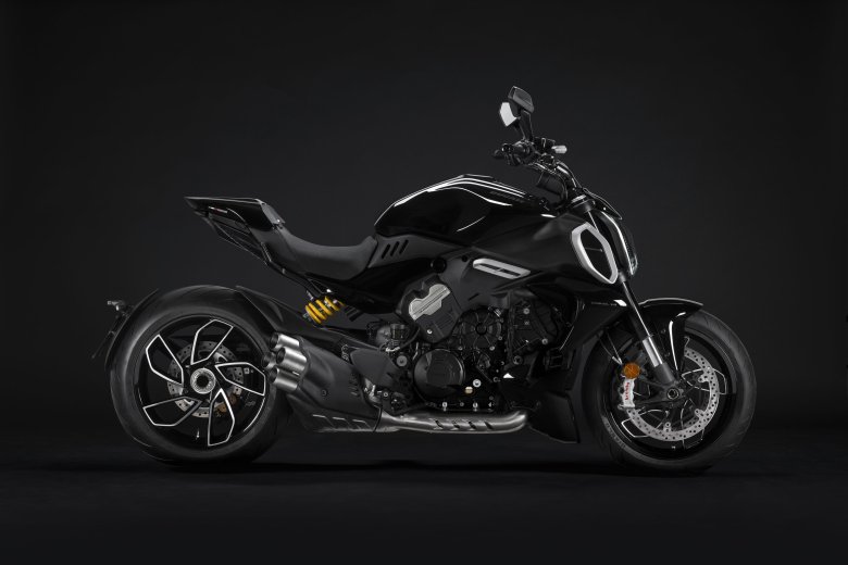 Diavel v4 2023