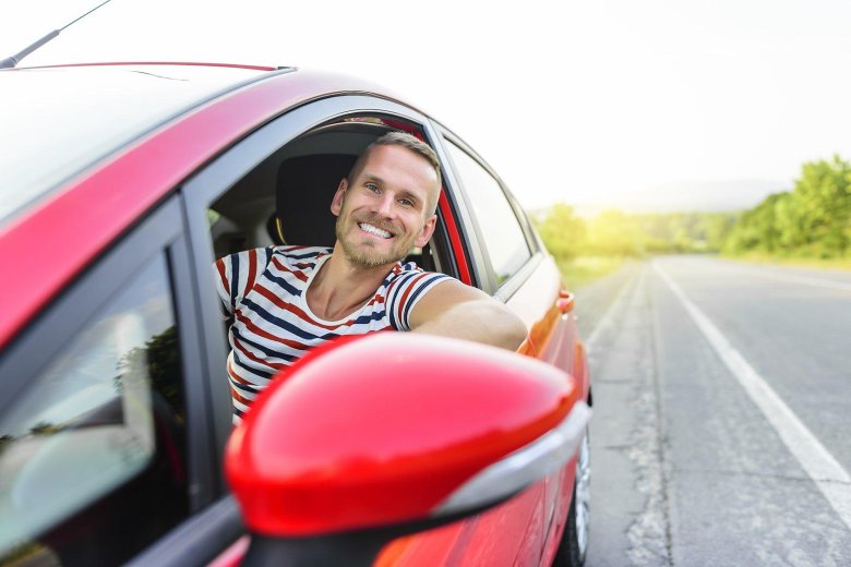 Счастливый водитель