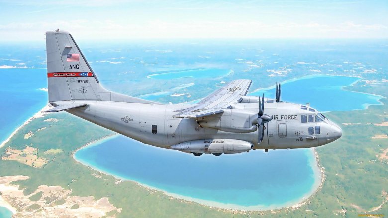 Военный транспортный самолет сша турбовинтовой