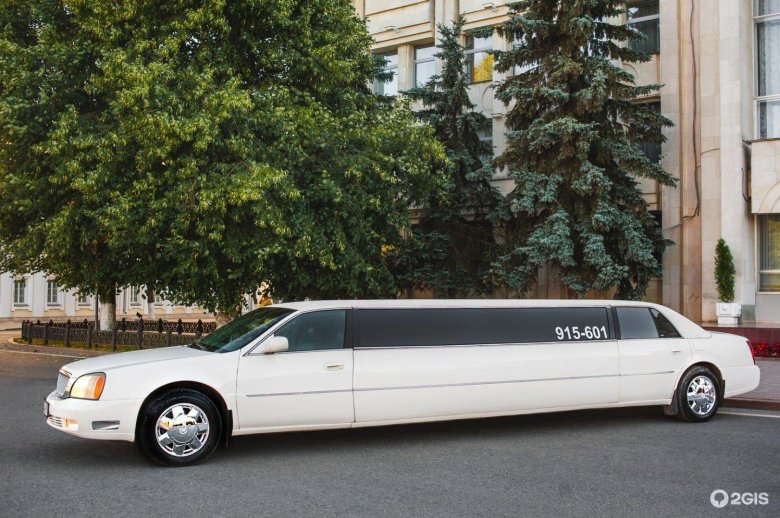 Lincoln town car limousine 1998