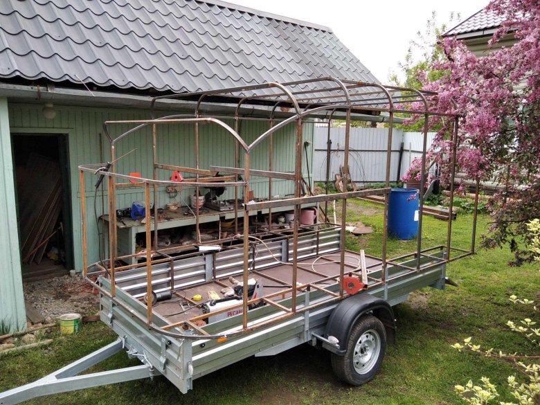 Тент с каркасом на прицеп мзса 817701