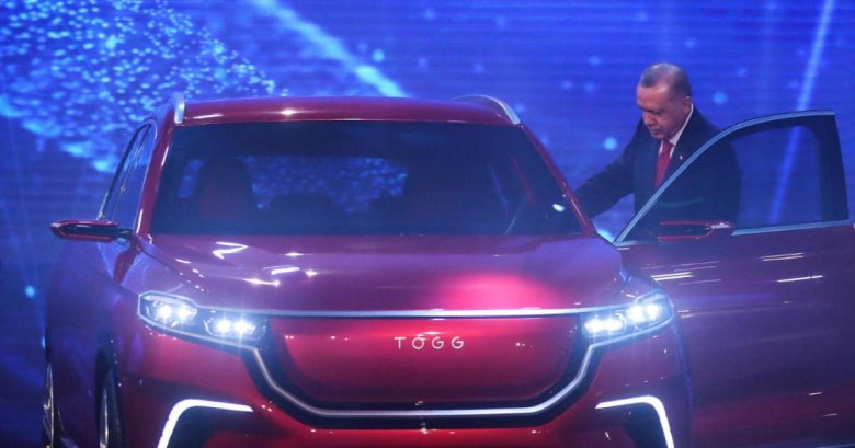 Турецкий электрокар togg