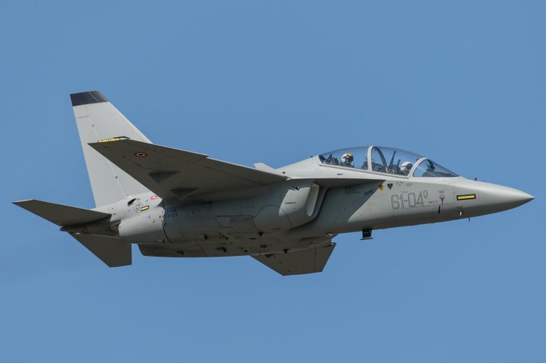 Alenia aermacchi m-346