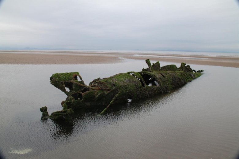 Подводная лодка \ quester i\