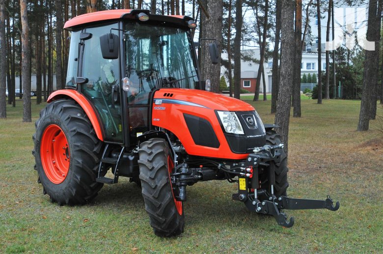 Трактор kioti