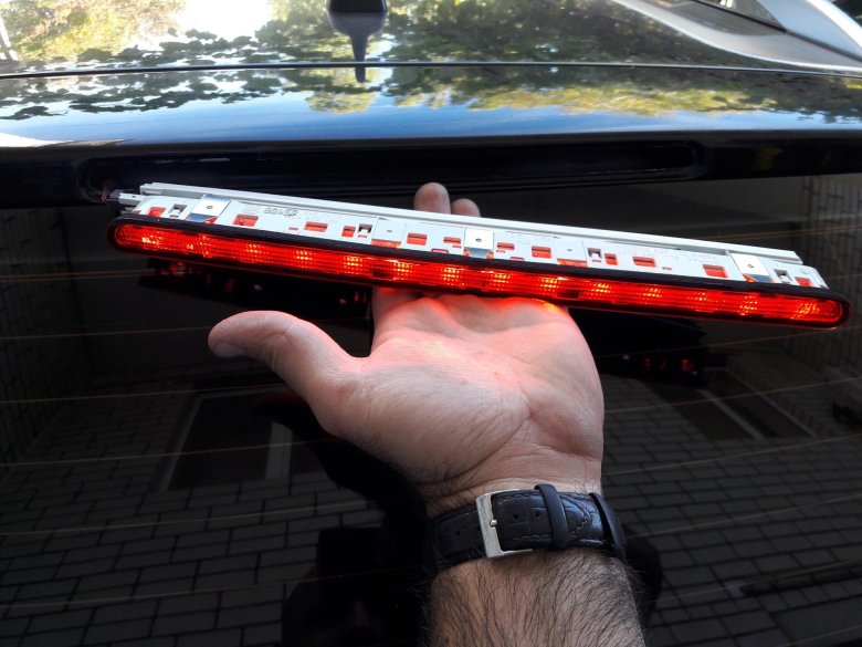 Ауди а8 стоп сигнал