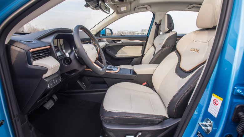 Haval jolion салон