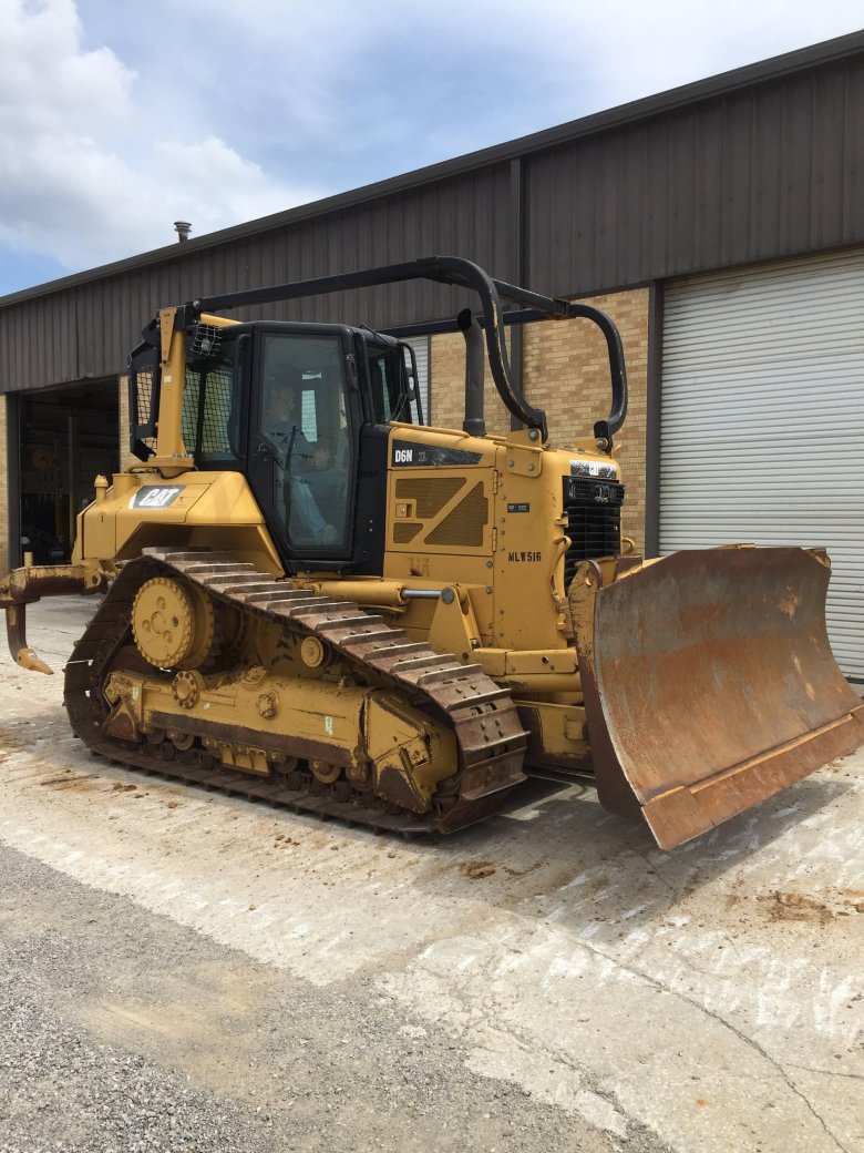 Бульдозер катерпиллер d6n