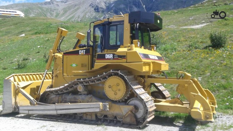 Бульдозер caterpillar d6r