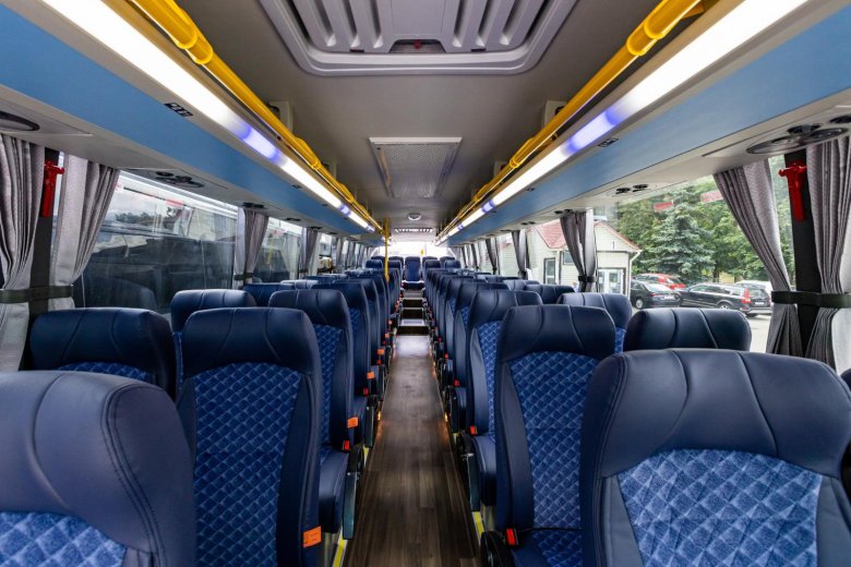 Хагер автобус туристический