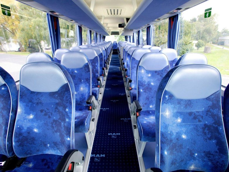 Туристический автобус