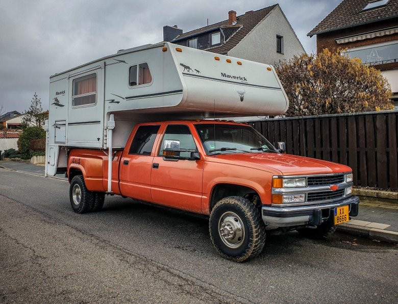 Chevrolet silverado camper