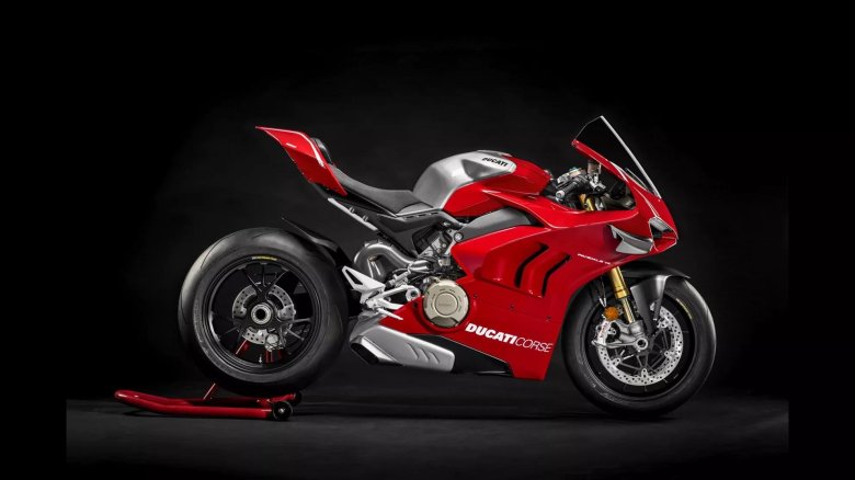 Спортивный мотоцикл дукати