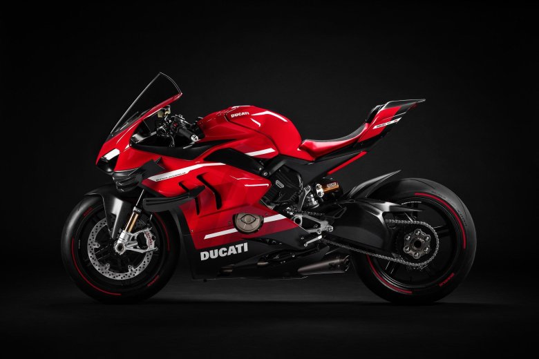 Ducati superleggera v 4