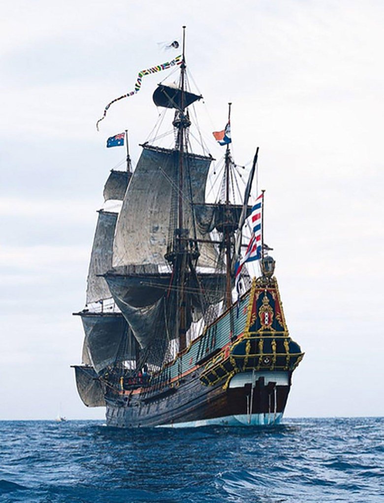 Батавия корабль