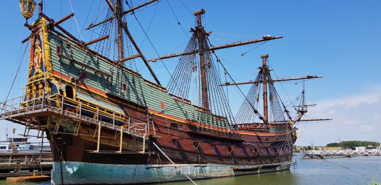 Галеон корабль