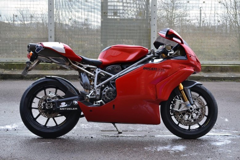 Ducati 749