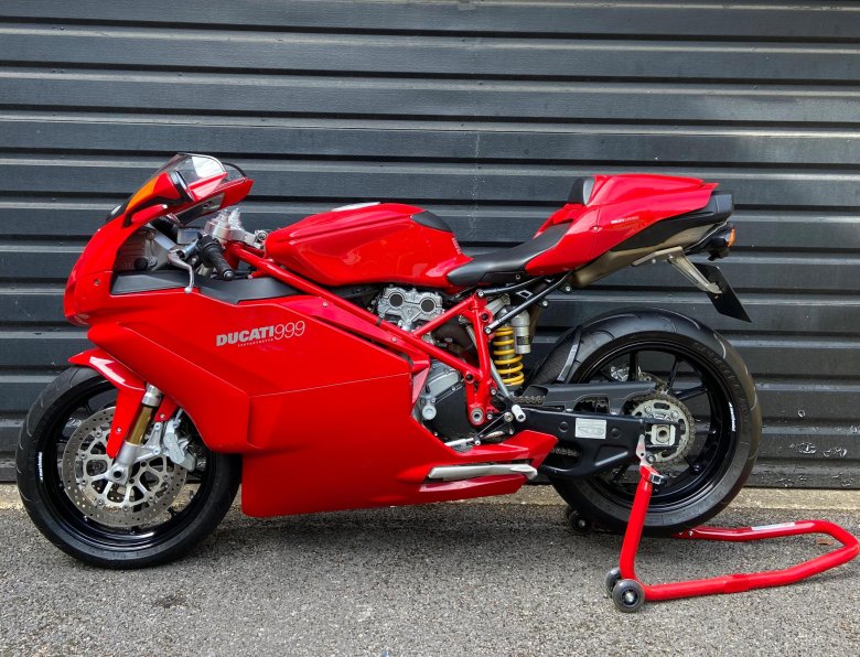 Ducati 999r