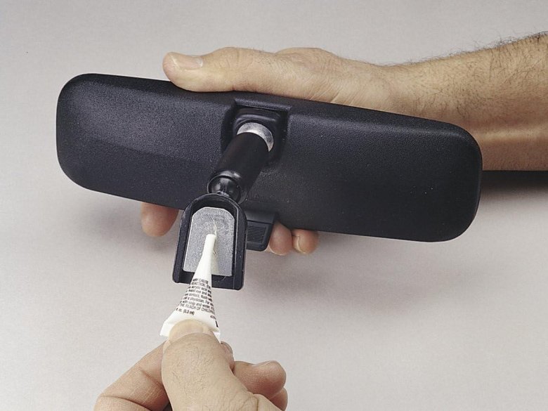 Салонное зеркало заднего вида