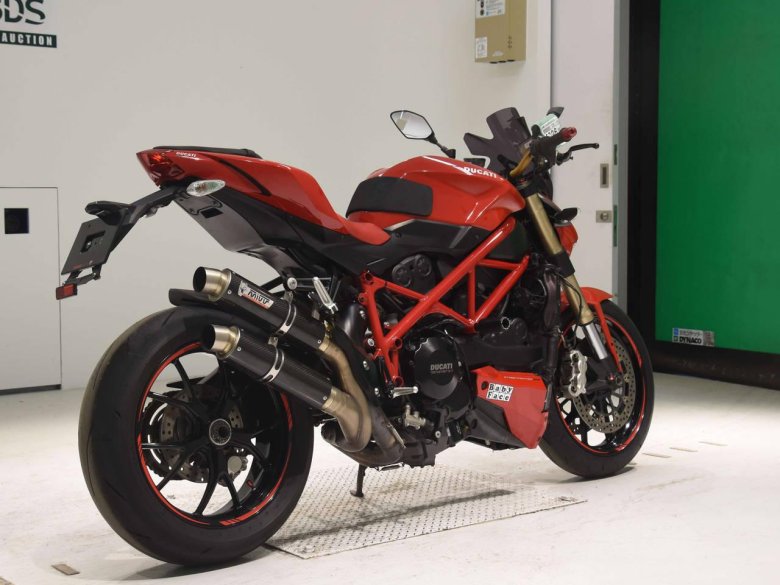 Дукати стритфайтер 1100