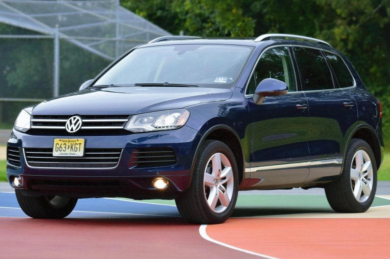 Volkswagen touareg 2014 черный