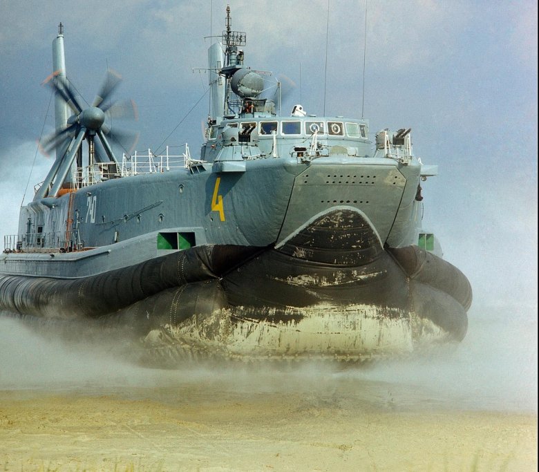 Десантный корабль джейран