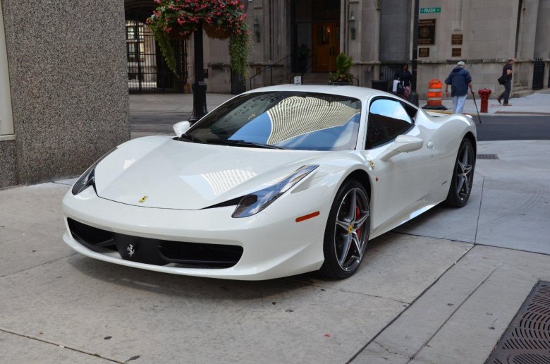 Феррари 458 белая