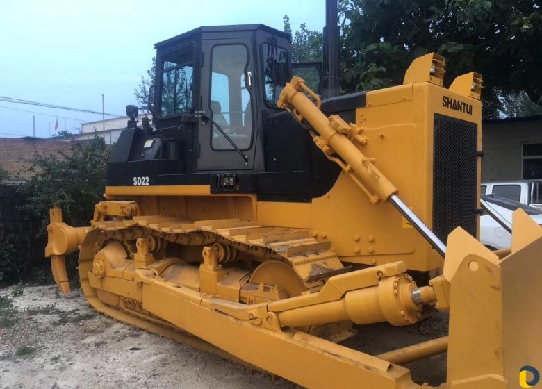Бульдозер shantui sd 22