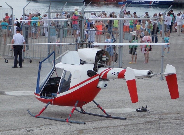 Вертолёт rotorfly r-30.