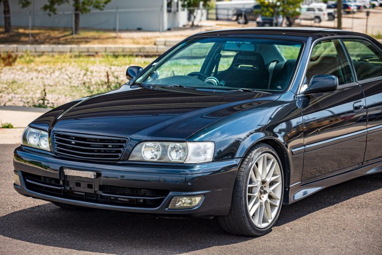 Toyota chaser tourer v