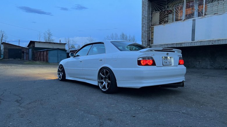 Toyota chaser 100