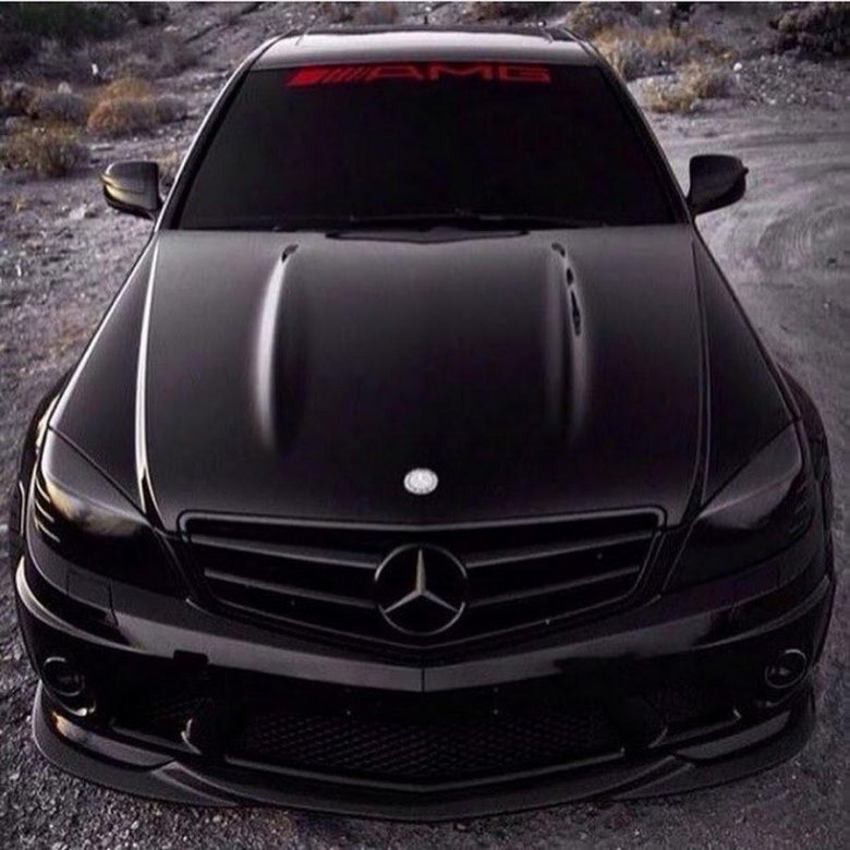 Мерседес с 63 амг черный