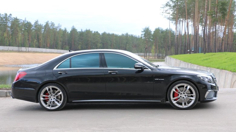 Мерседес 222 s65 amg черный