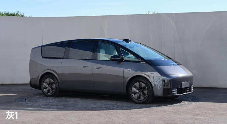 Минивэн li auto mega
