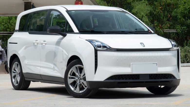 Китайская электромобиль