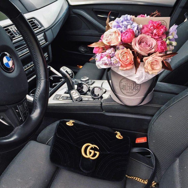 Цветы на бмв е60