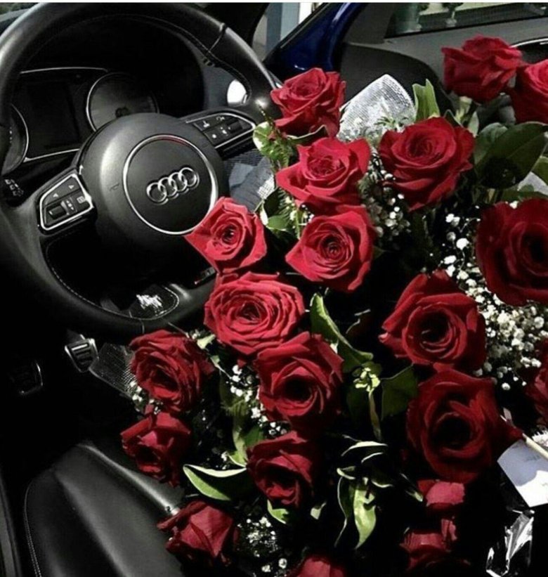 Букет в машине ауди