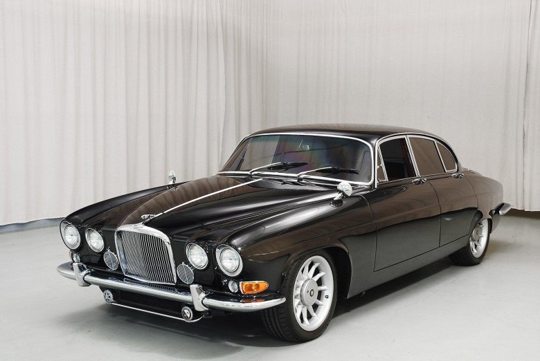 Jaguar mk10