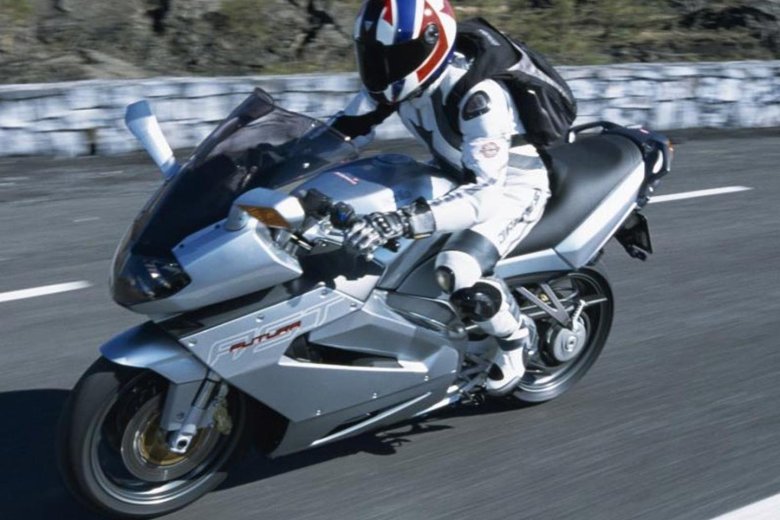 Априлия футура 1000