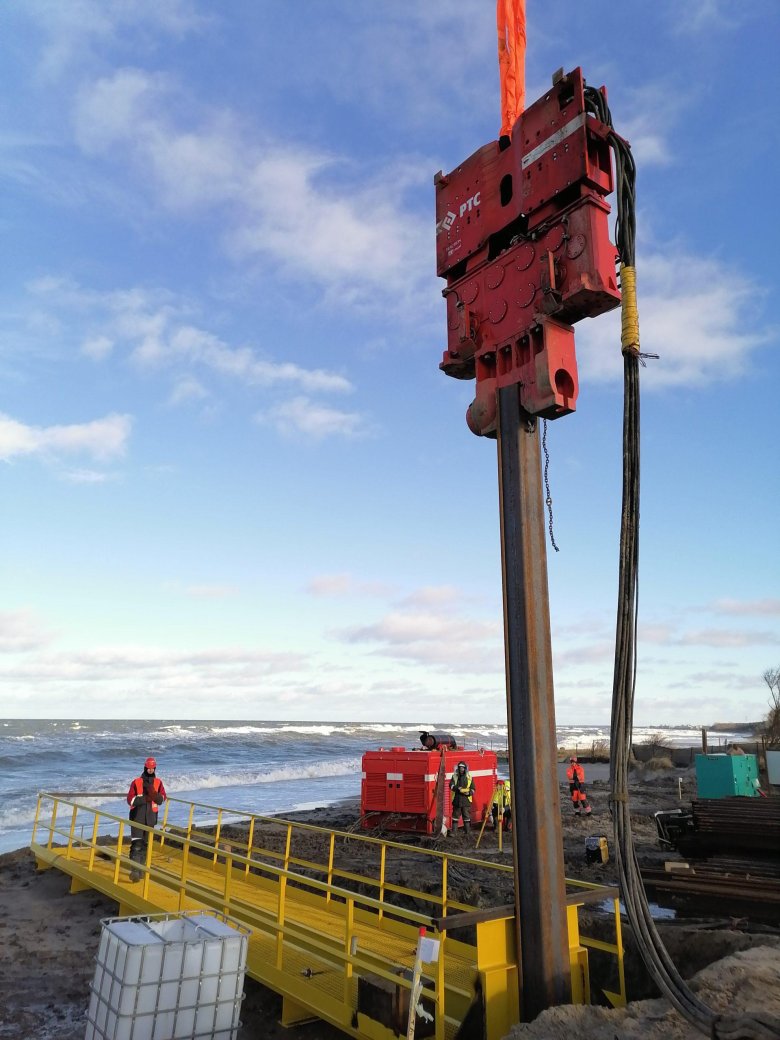 Вибропогружатель шпунта ларсена л5