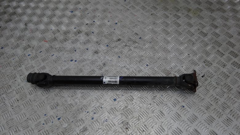 Карданный вал передний