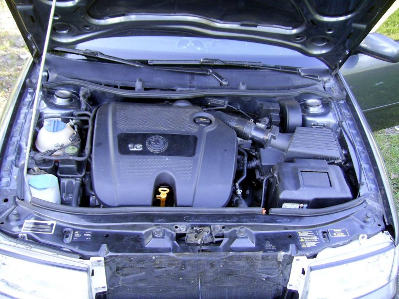 Skoda octavia tour 1.4 подкапотное