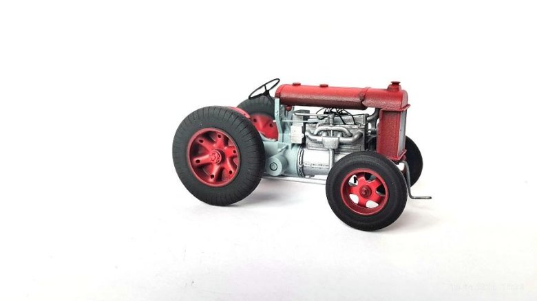 Старинные трактора