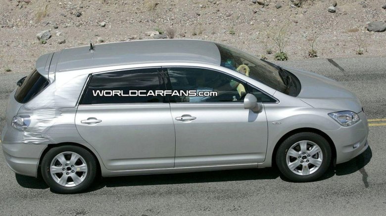 Toyota wish 2 поколение