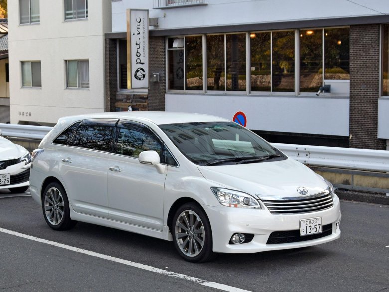 Тойота марк зио японская 2010